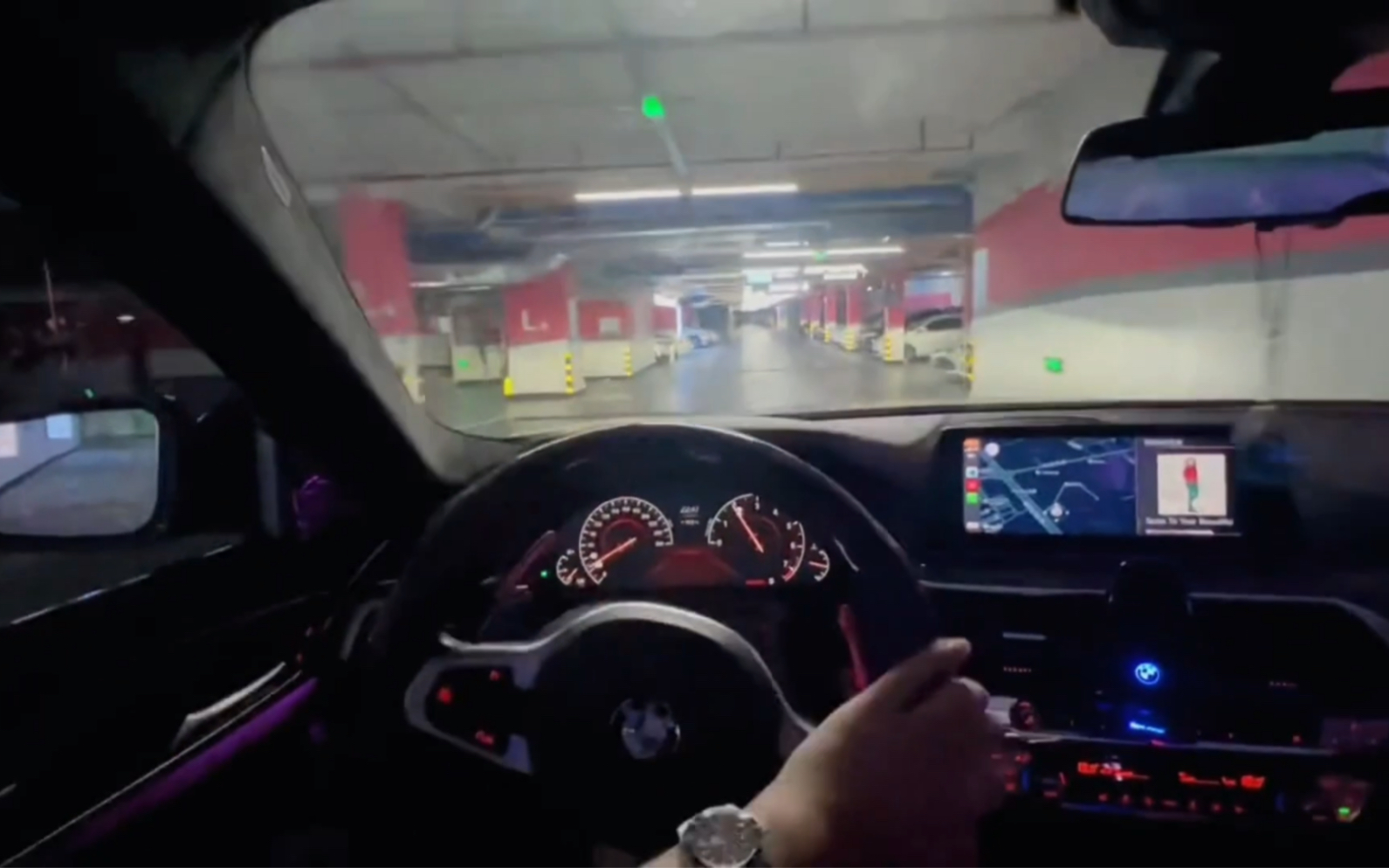 燕山大学地下车库