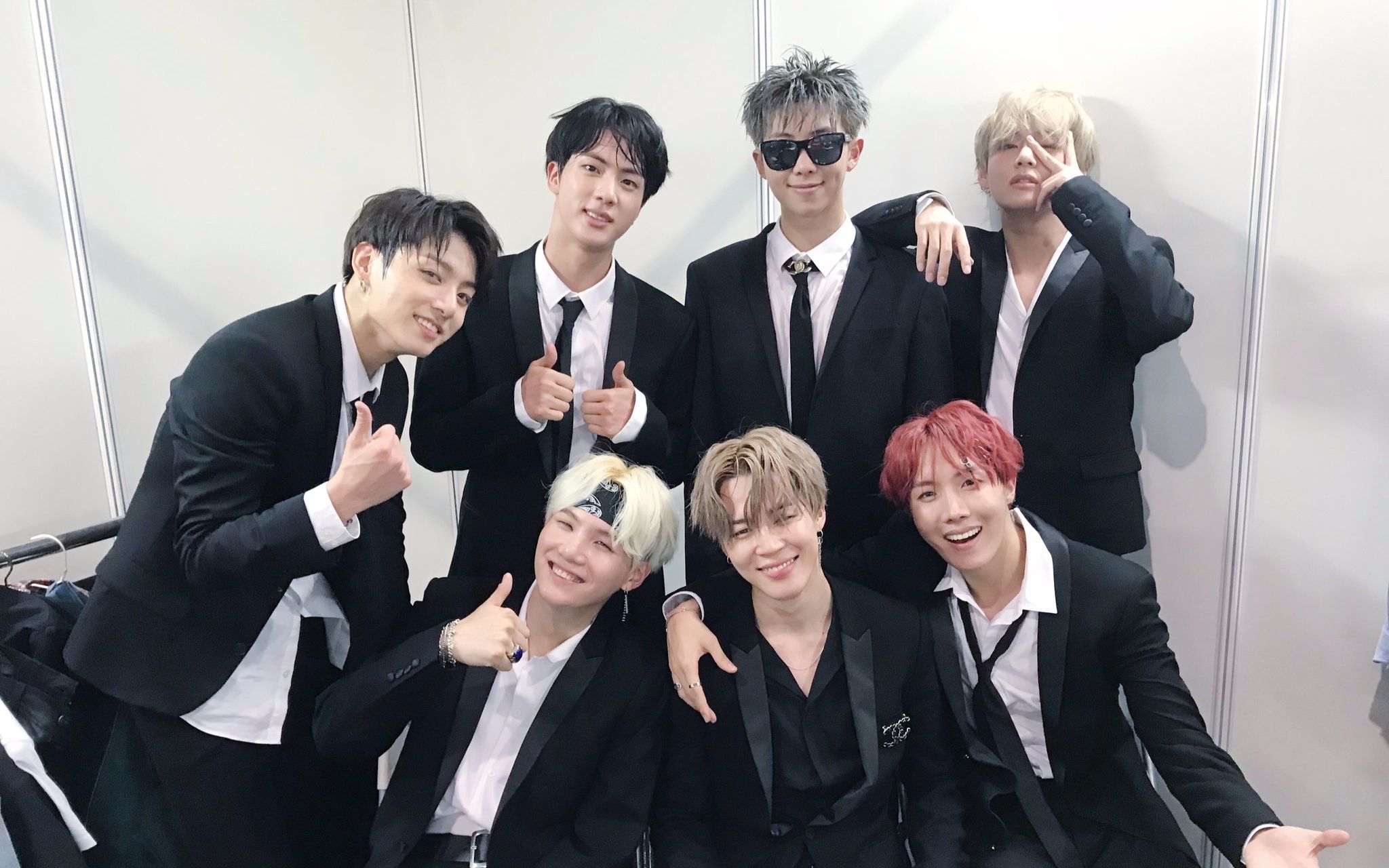 防弹少年团2017mama舞台表演全集官方reaction1080p高清