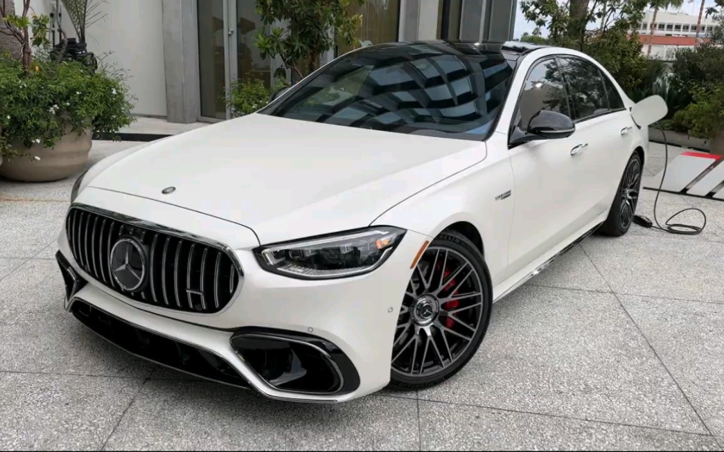 new 2024 mercedes s63 amg  sound! brutal 802 hp v8 hybrid!