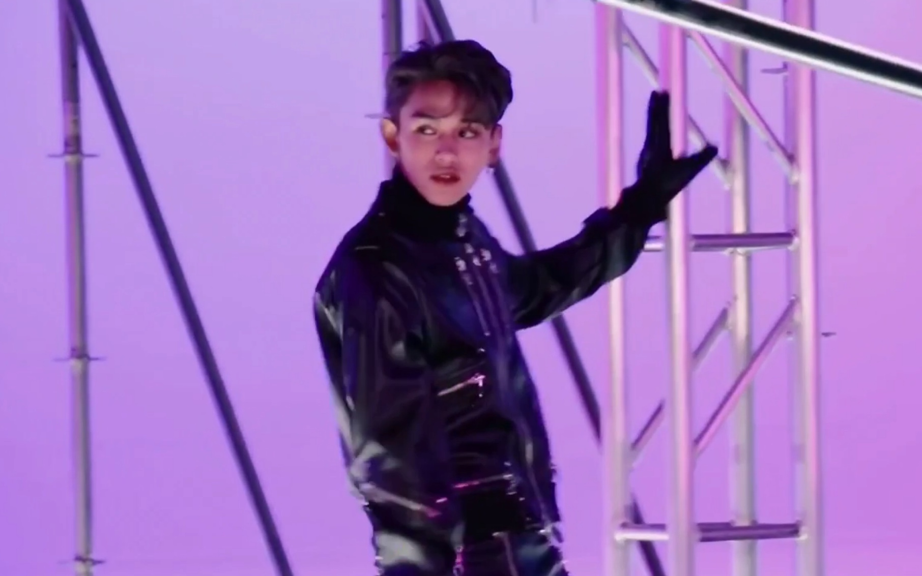 lucas黄旭熙wayvtakeoff无翼而飞promotionlucascut