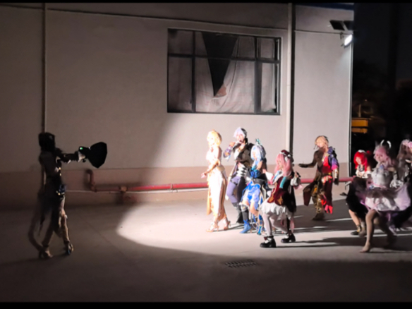 黄金裔杀青下班之后都在玩些什么