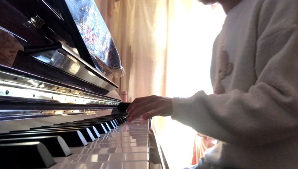 钢琴《你的轮廓》