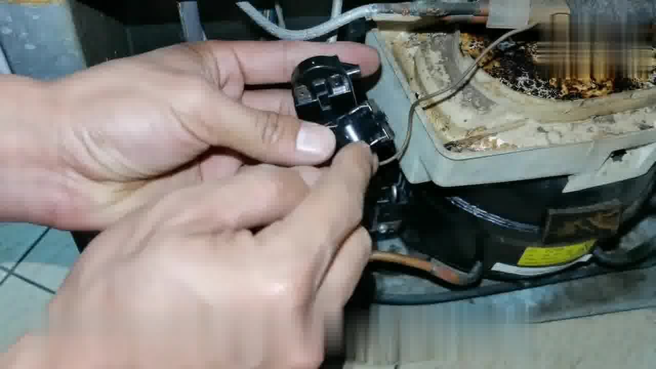 西门子冰箱灯一闪一闪怎么回事故障的来源与解决方法