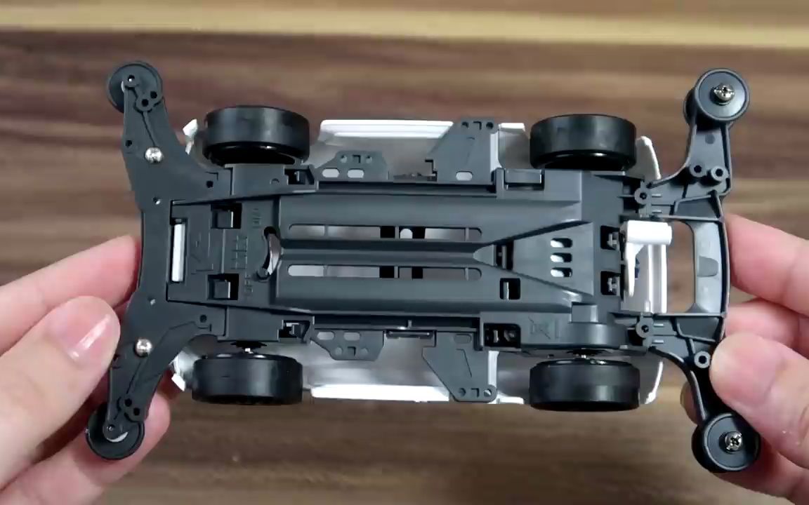 介绍 vz 底盘的滚轮设置要点先试零件组!-四驱车油管up-mini4cumas