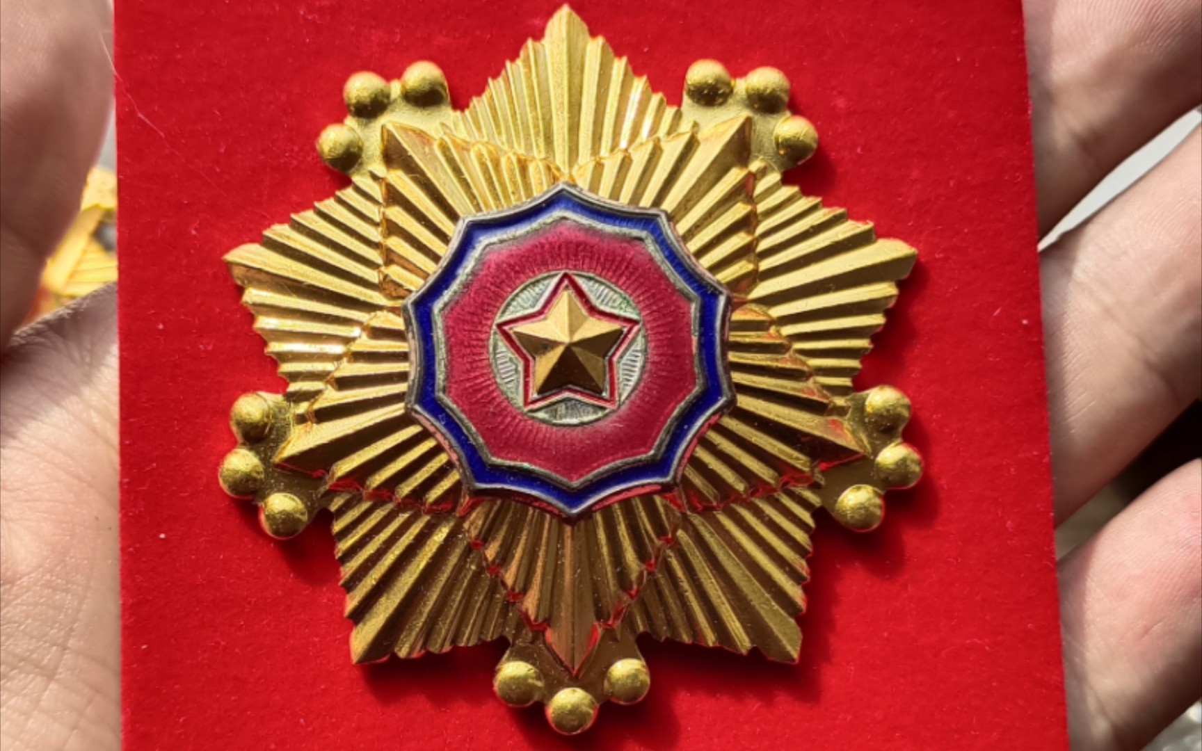 朝鲜奖章图片
