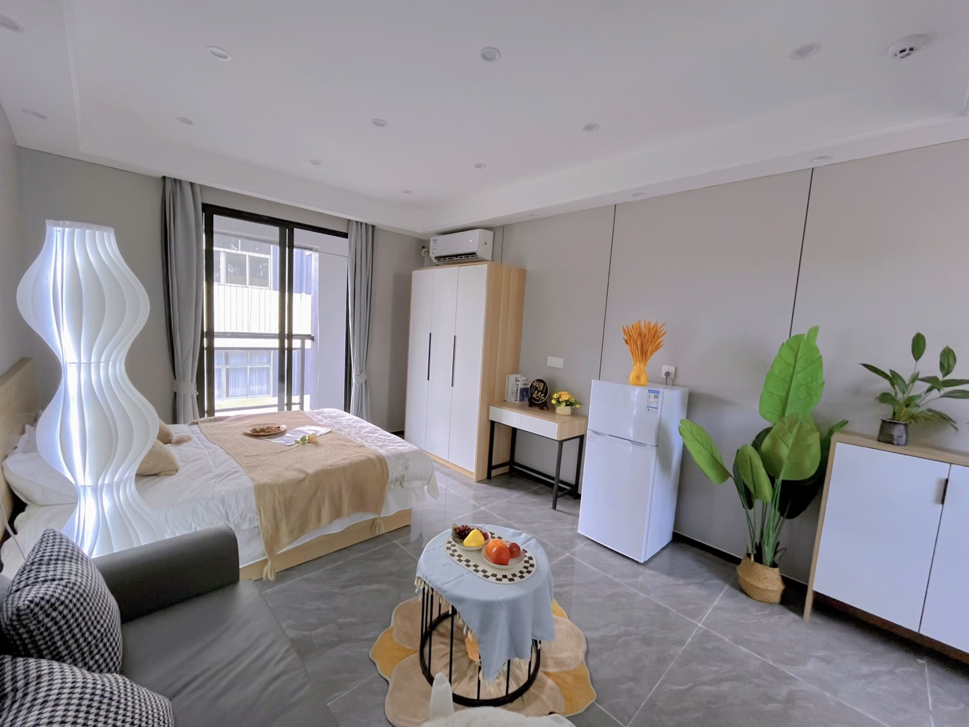 深圳租房丨一号线后瑞地铁站大单间1400,民水民电精装修拎包入住,带