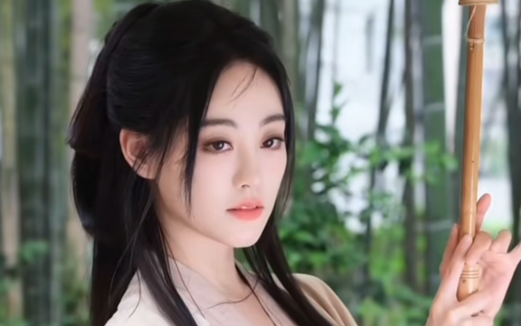 祝绪丹竹林写意大片,美女姐姐的清冷感也很绝呀