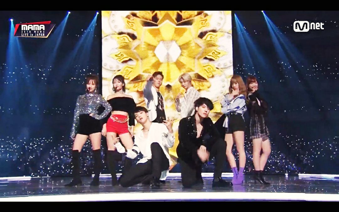 2018mama日本场twiceizonegot7monstax高清合作舞台bounce