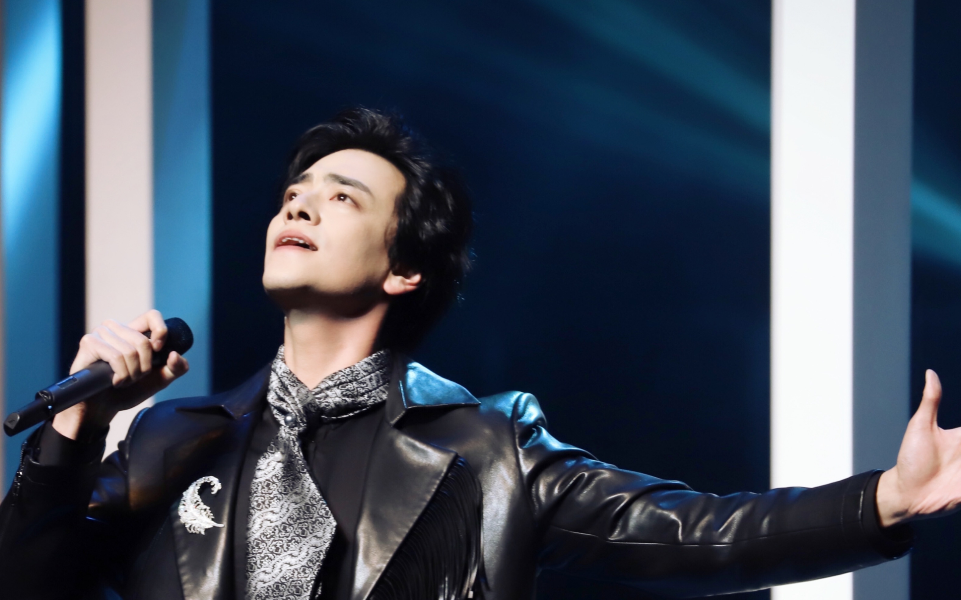 《声入人心》巡演最终站上海——郑云龙《就在这瞬间》