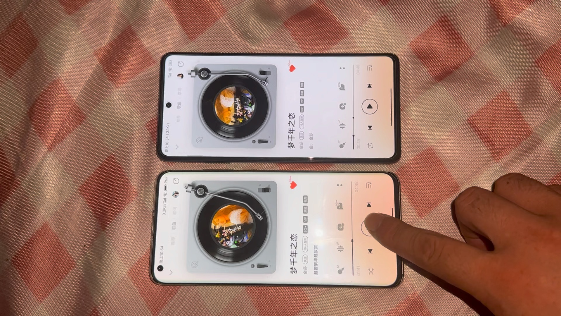 戴个耳机听,iphone录制,黑鲨最强0811的音量砍的都没10s响了,要是换