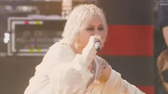 Descargar video: 【HYDE】240623 ARABAKI ROCK FEST.24 HYDE PART