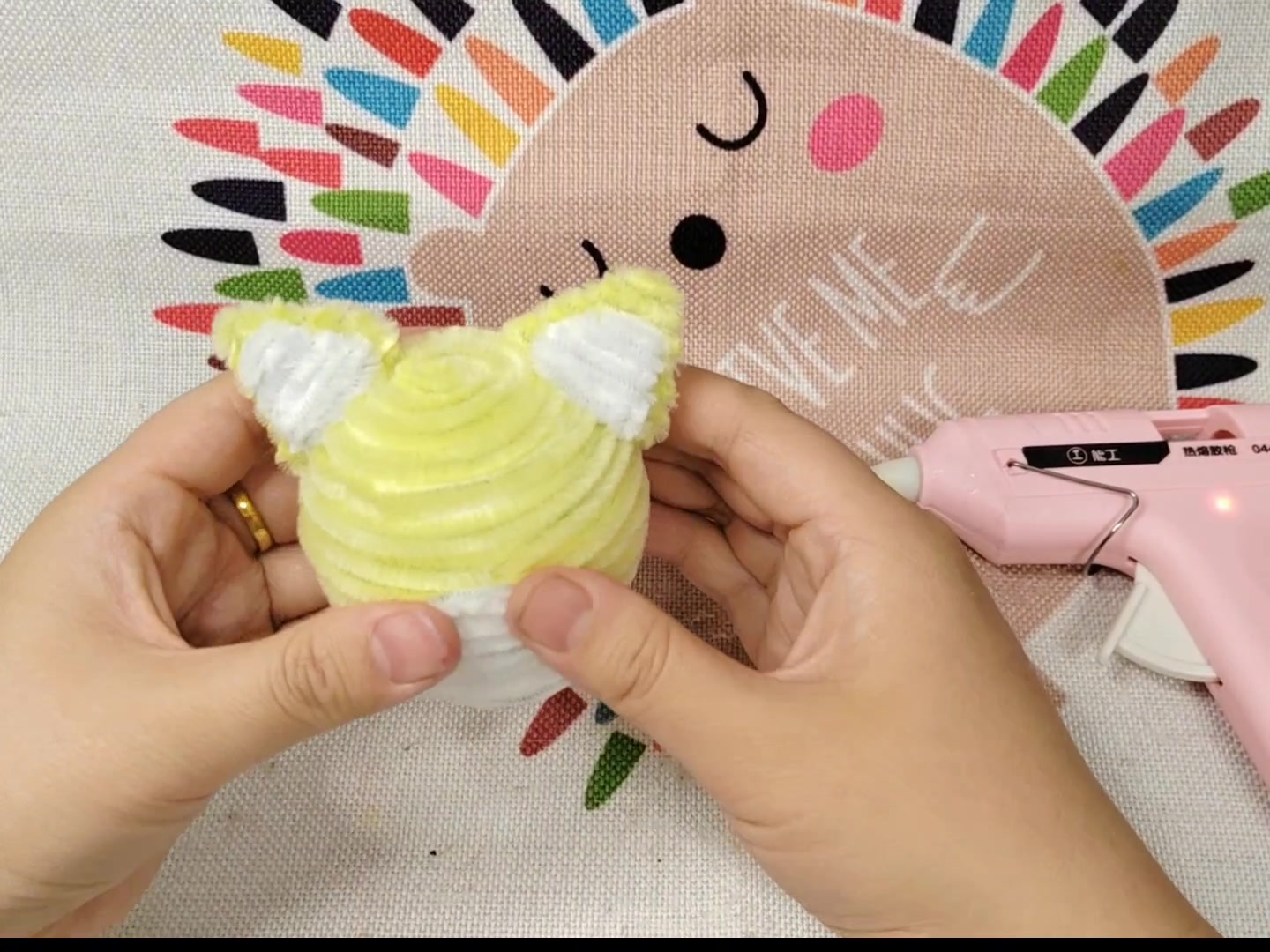 扭扭棒手工制品 小狗