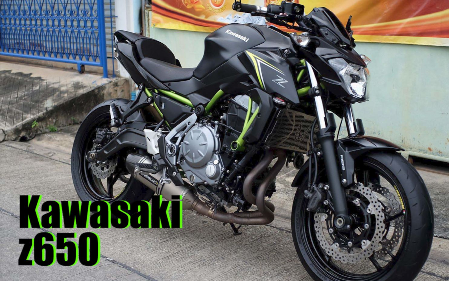 【曼谷老劉第一視角】kawasaki z650 650咬著雙r跑是怎樣的體驗?