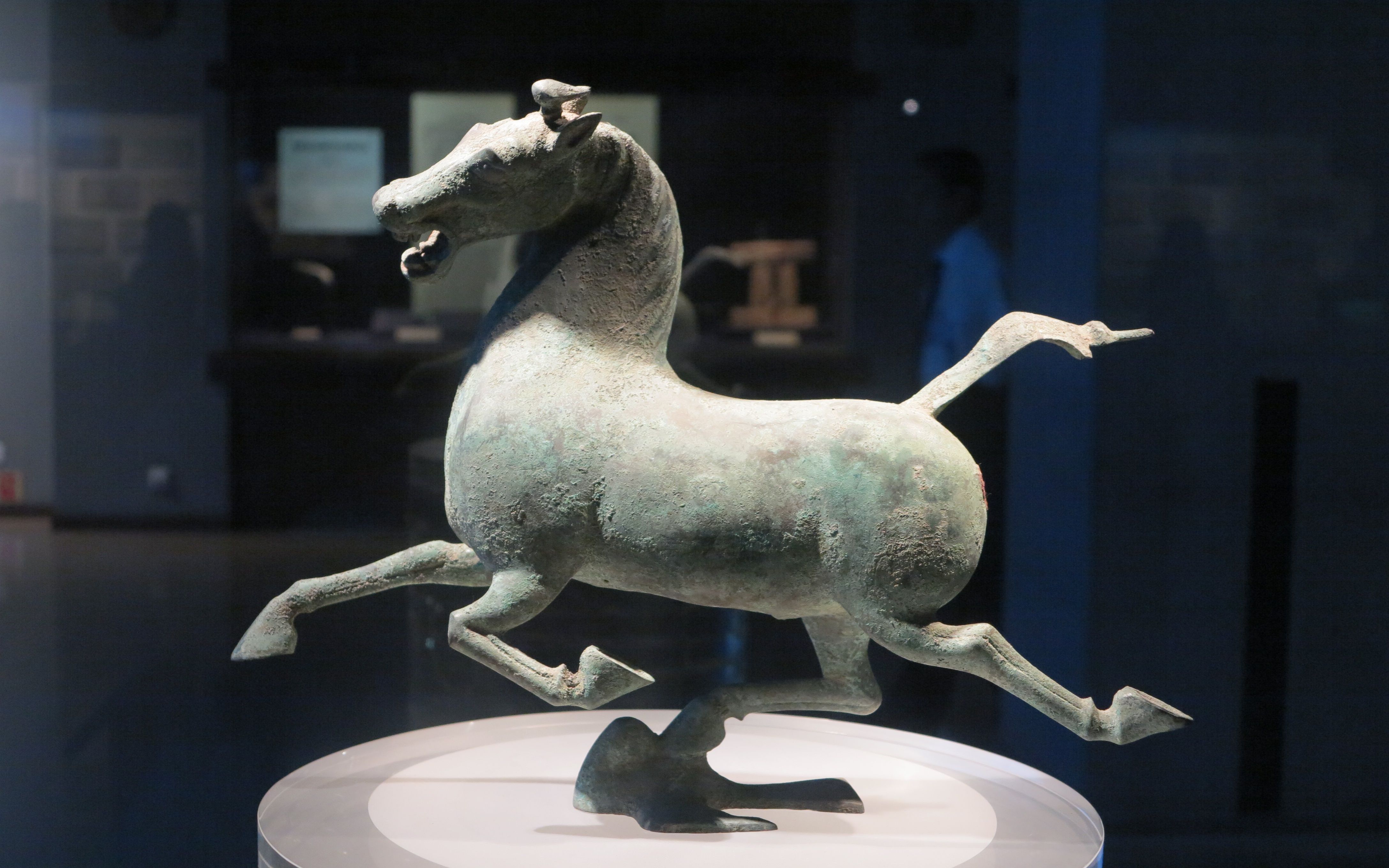 马踏飞燕,中国旅游标志出土地武威