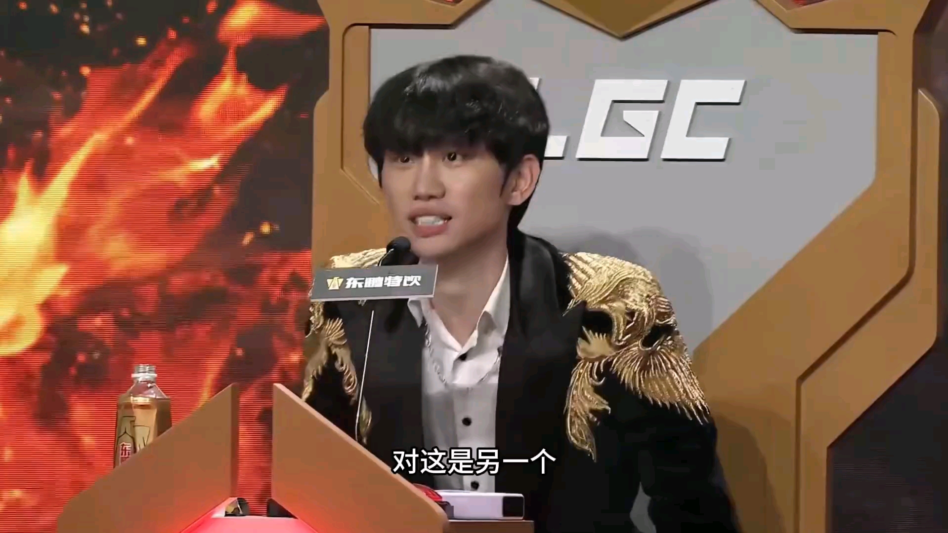 doinb携手两位"爸爸"参加老头杯,超模战队目标只有冠军