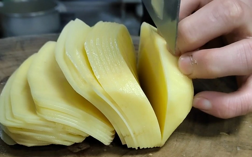 切土豆丝最考验厨师刀工