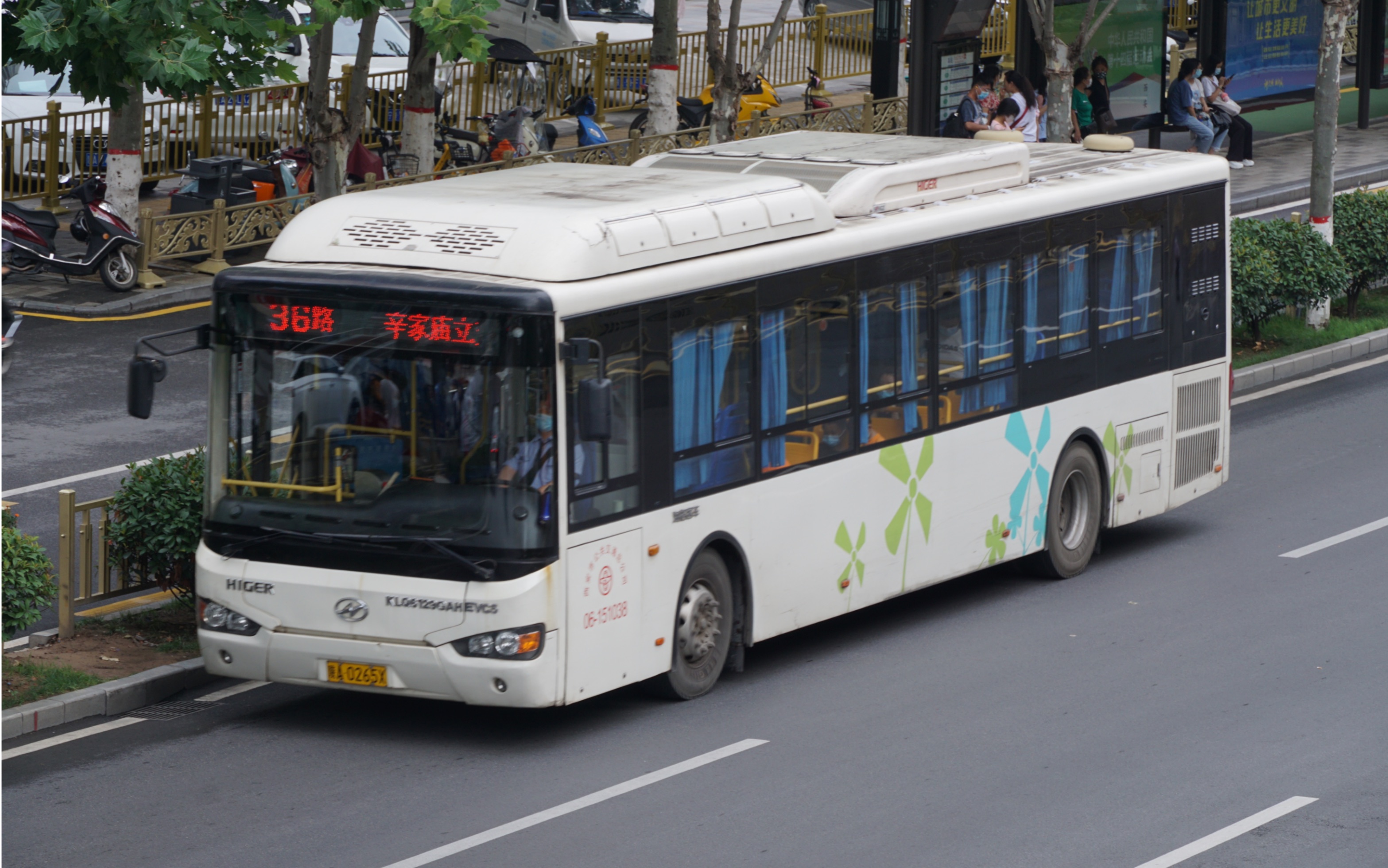 36路海格klq6129gahevc5发动机启机声浪实录