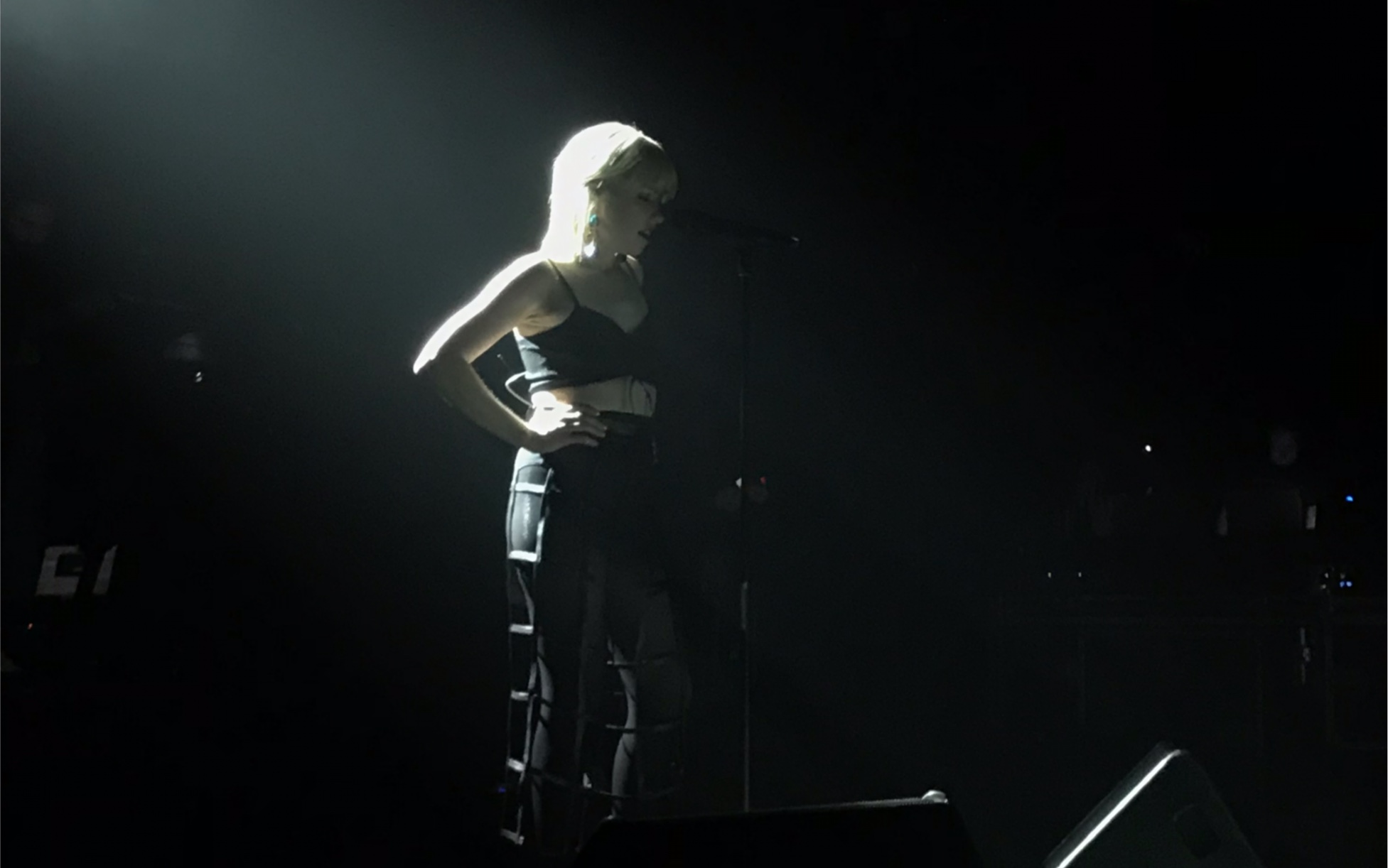 julienthededicatedtour20191020shanghaicarlyrae02jepsen蹲妹