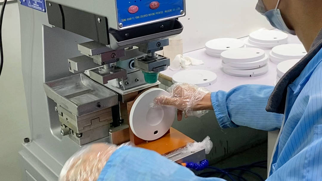 绍兴市丝印机移印机现场印刷流程展示_哔哩哔哩_bilibili