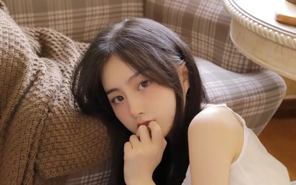 禁欲系美女 喵喵喵喵