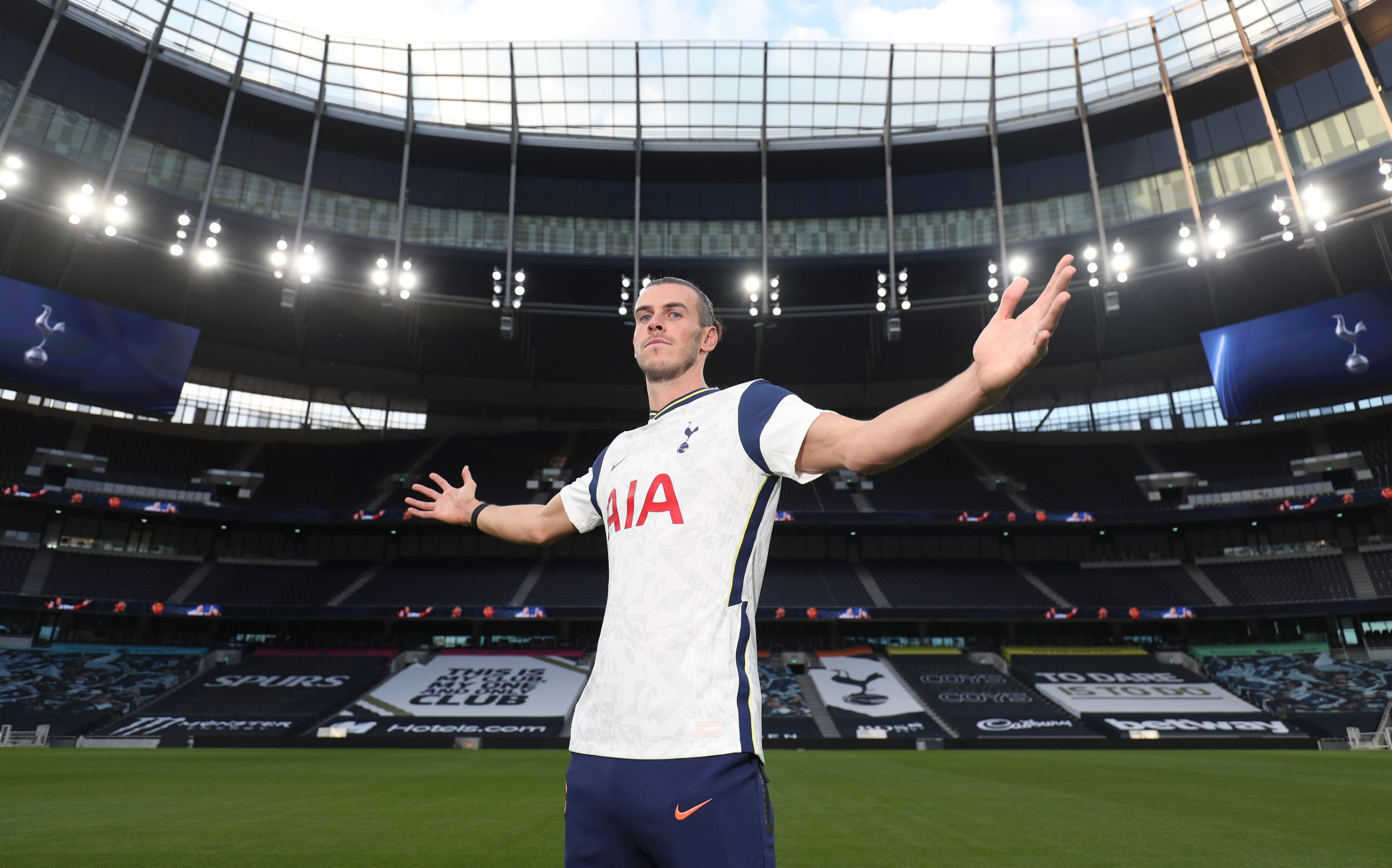 fifaonline4热刺套集锦贝尔回归热刺人生有梦各自精彩