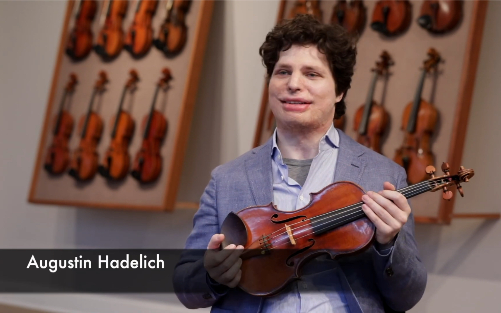 [图]奥古斯丁和他的瓜奈里小提琴 Augustin Hadelich & the 1744 Guarneri del Gesù "Leduc,Ex-Szeryng"