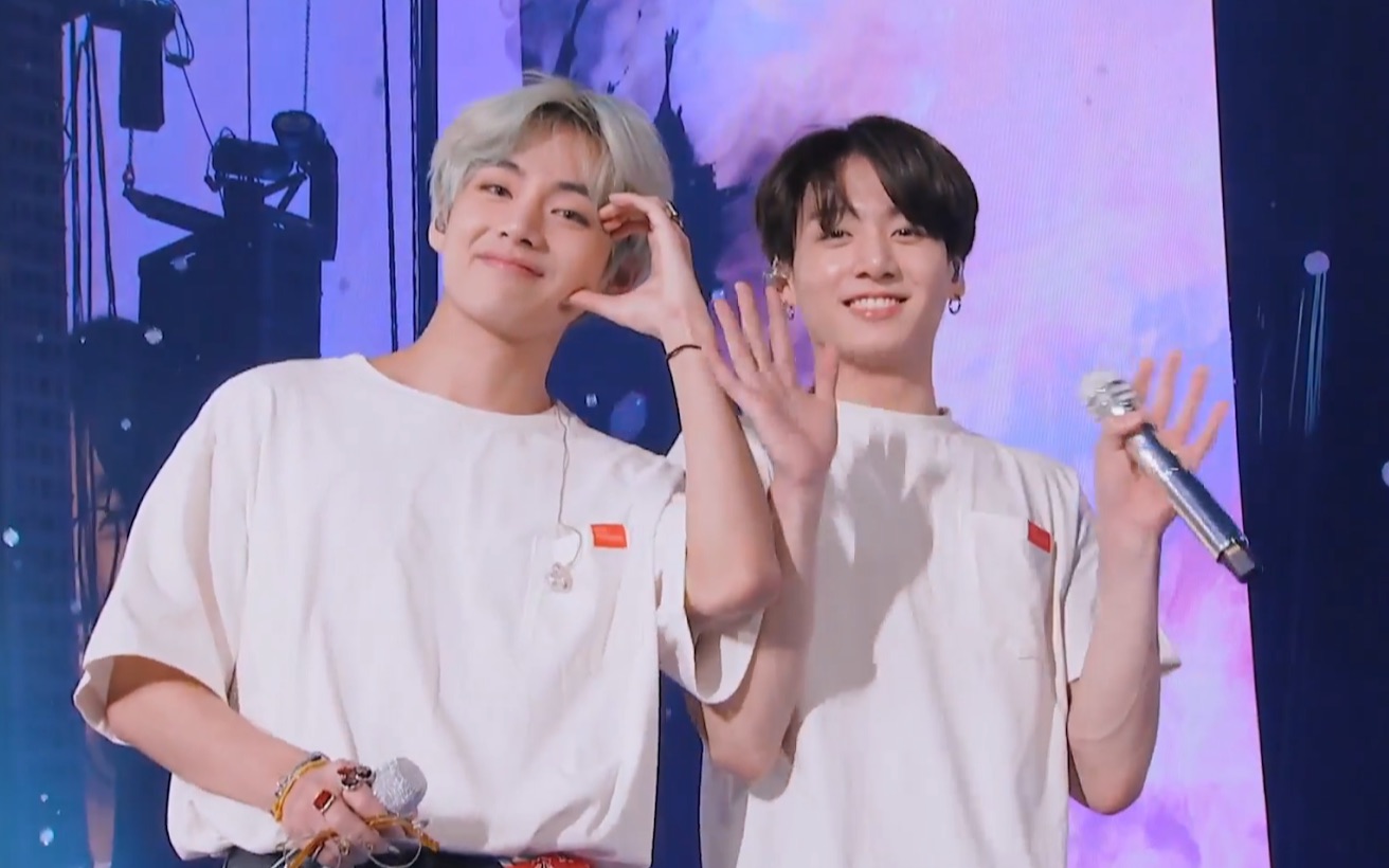 日本官方拍摄演唱会防弹少年团sowhatlivevideo