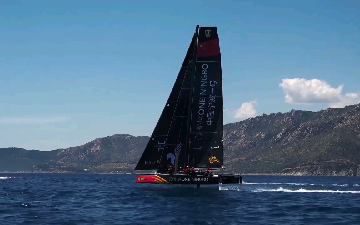 宁波一号@_@竞赛日 day2 2019 villasimius 站 gc32双体水翼帆船赛.