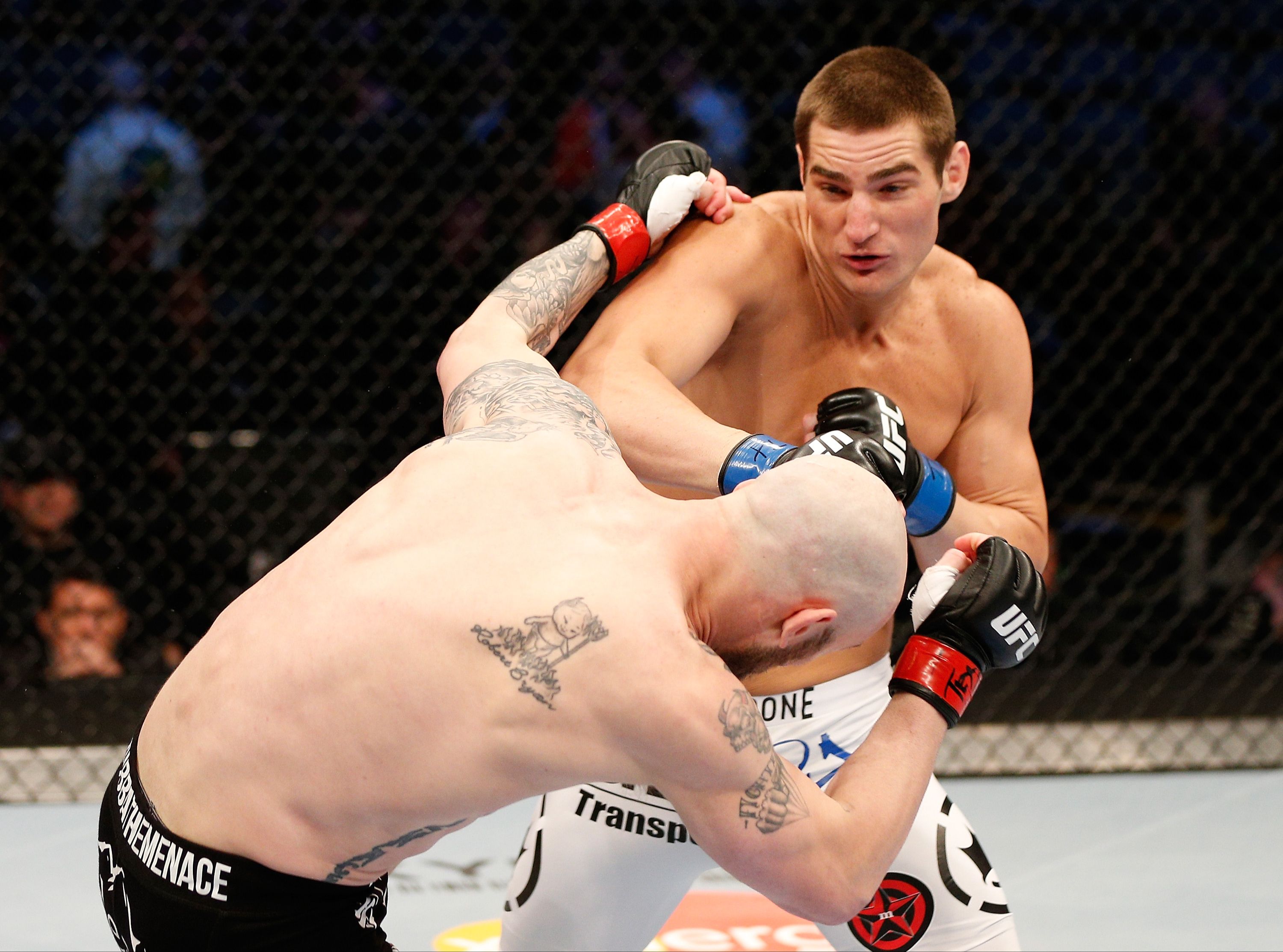 【ufc首秀】英俊小生!肖恩-斯特里克兰 vs 布巴-麦克丹尼尔