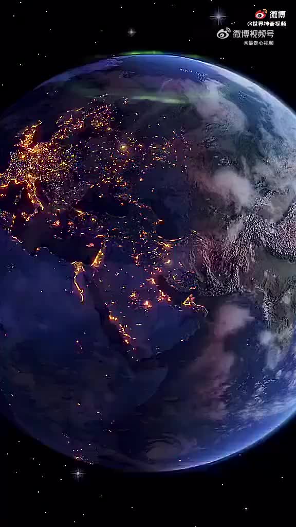 在太空上看地球夜晚的灯火,找到你所在的城市了吗?