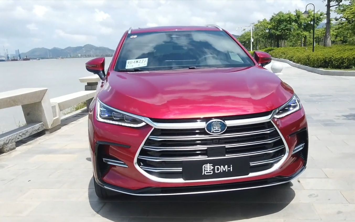 百公里35升油耗的7座suv试驾比亚迪唐dmi