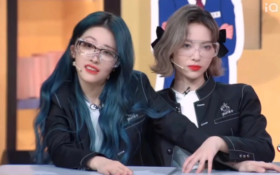 喻言许佳琪傻瓜美女_哔哩哔哩_bilibili