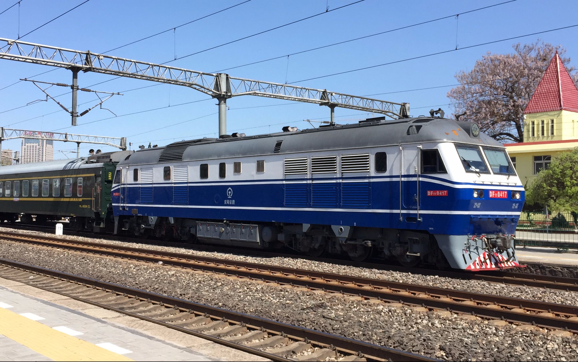 【铁路】df11牵引k7729次列车停靠廊坊北站