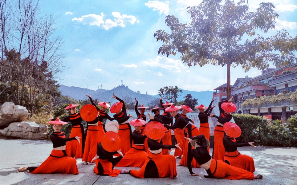 傣族舞《山灵》