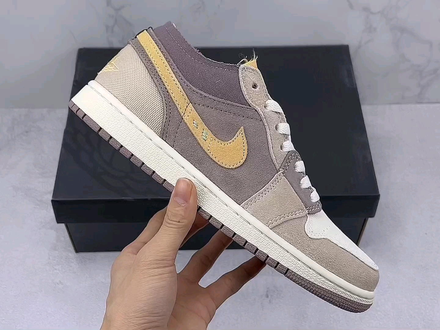 实拍视频乔1 aj1 低帮 米黄紫色 帆布 air jordan 1 low aj1乔1蛋帮