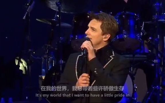 [图]【中英双字】【歌曲译配】John Barrowman - I Am What I Am 2009年演唱会版