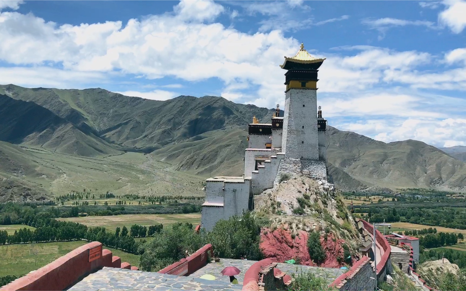 西藏第一宫殿—雍布拉康