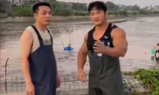 金凤村村民后悔抢鱼了！现在生产的任何东西都没人要，菜都烂地里了，现在乞求李维刚原谅自己！