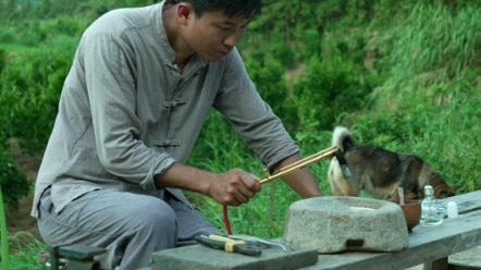 [图]世界上最牢固的感情不是我爱你，而是我已经习惯了有你，在这个花好月圆之夜，祝大家中秋团圆。