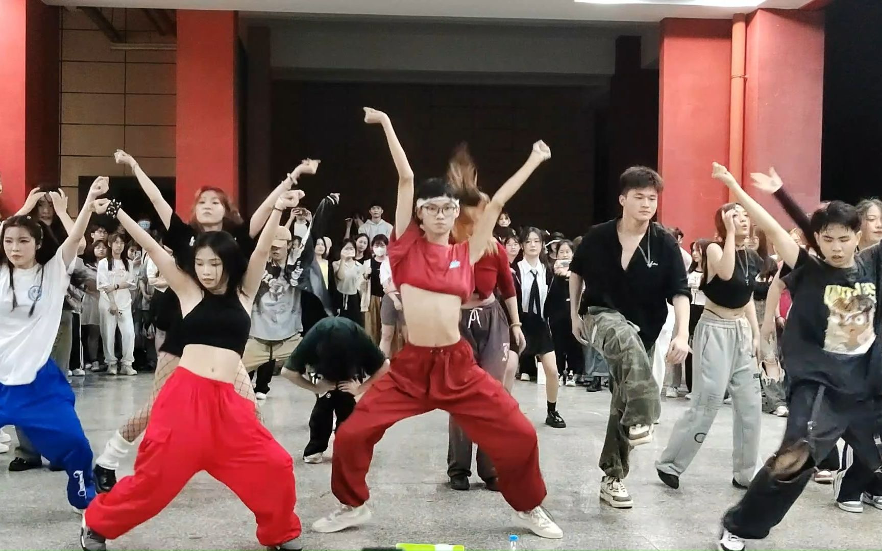 海南师范大学第舞感feeling街舞社随机舞蹈活动(上)