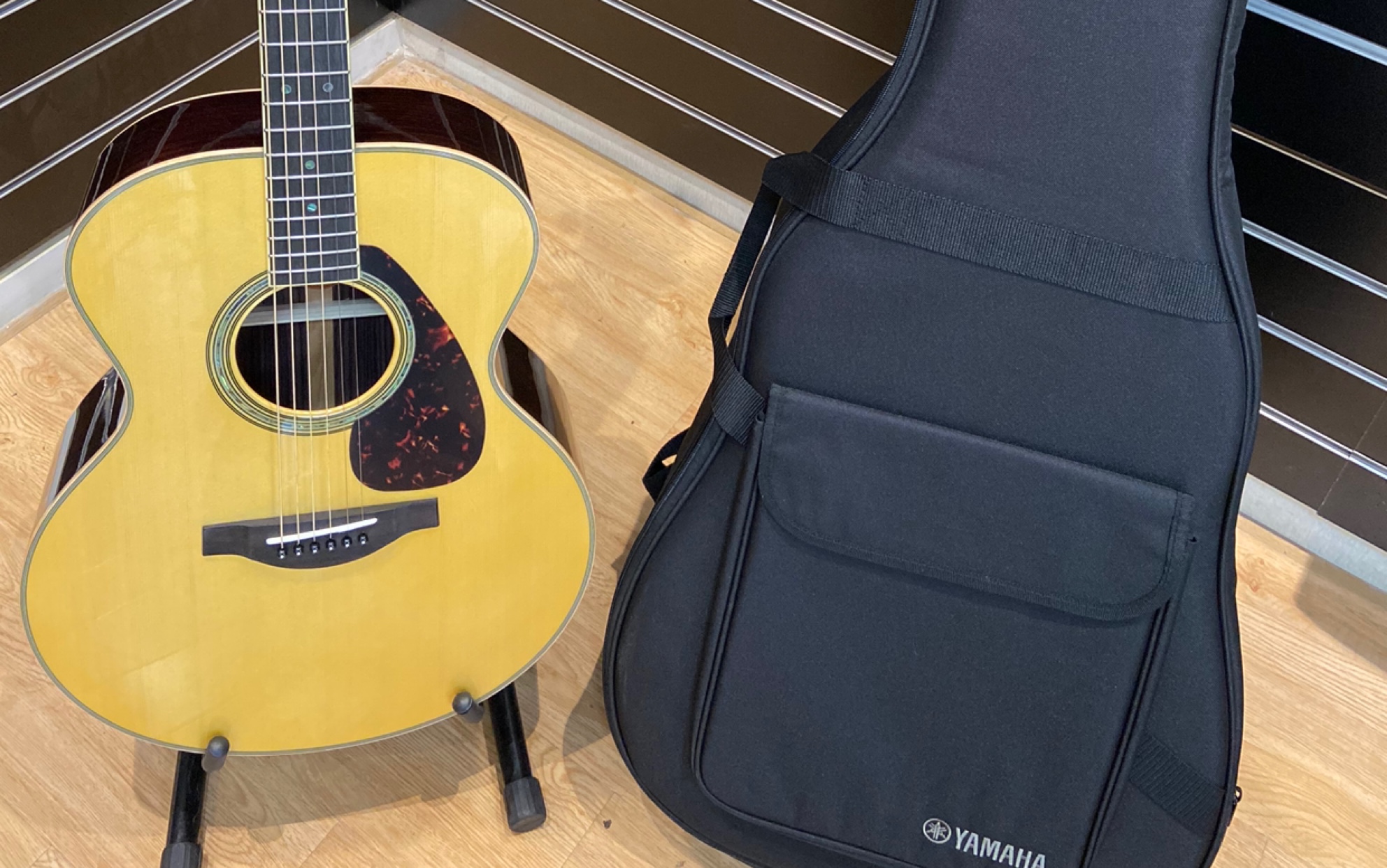 新鲜的雅马哈吉他lj16are,美式指弹行不行windy and warm