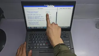 Tải video: ThinkPad X1 Carbon 翻车记，有锁不为！难忘今夜！