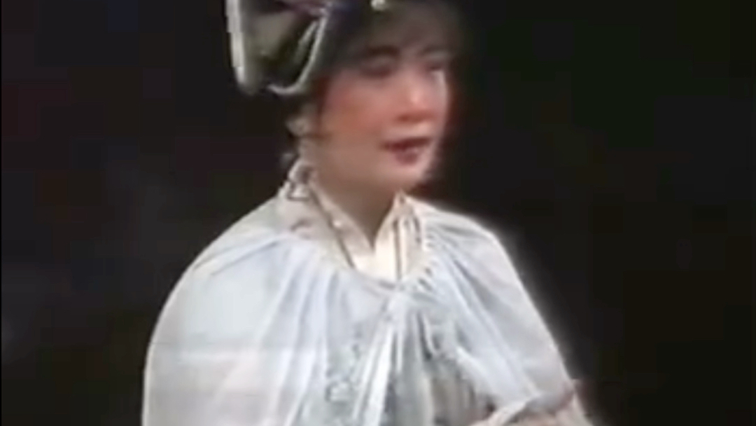 以前潮剧的音乐有多好听(七十九)《三篙恨》手捧新衣思江良-郑小霞