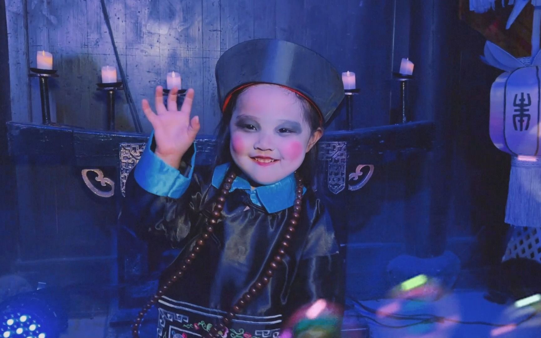 捉到一只可爱的僵尸界萌娃,嘟嘟嘴太可爱了!有没有组团去撸娃的?