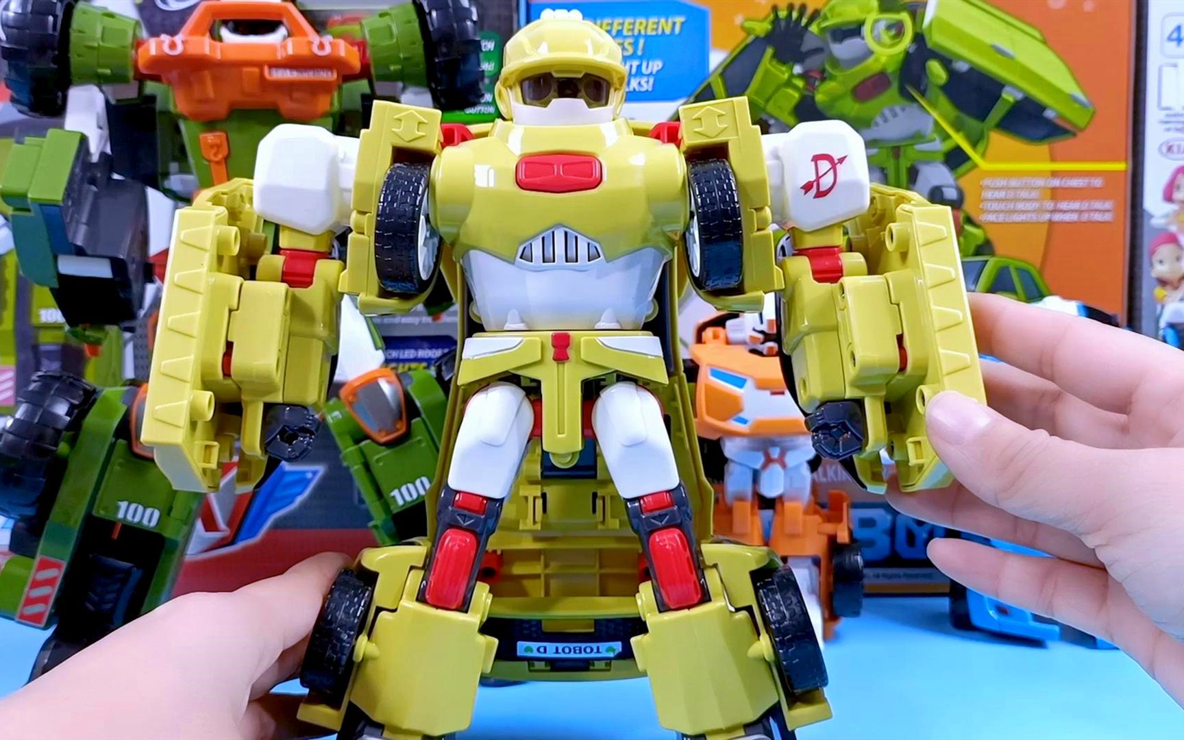 试玩托宝战士变形玩具机器人炫酷的汽车机甲战士你都玩过吗