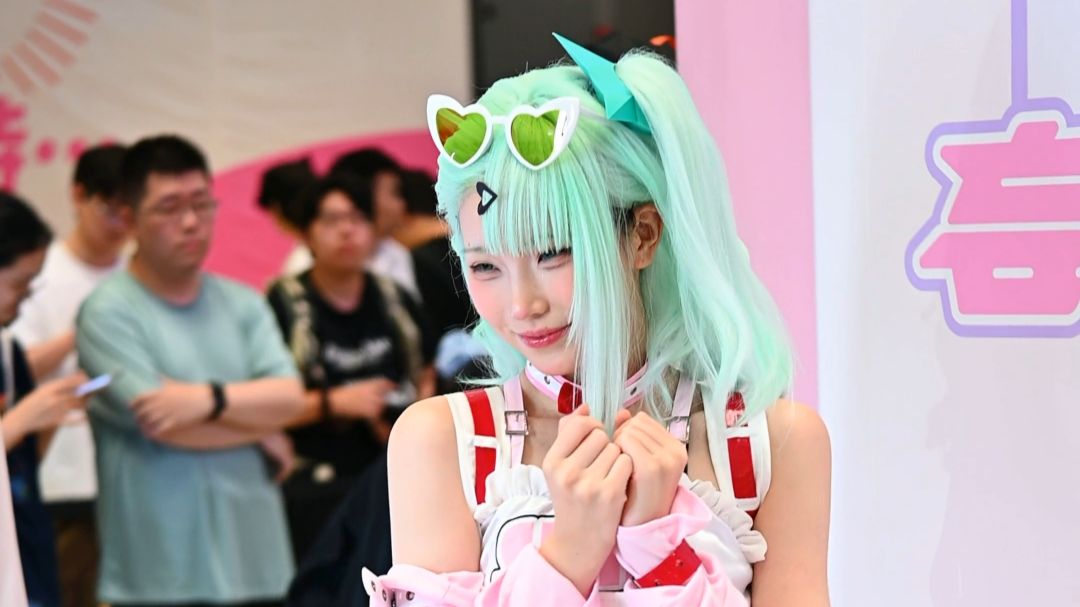 【KFC×绝区零妄想天使联动快闪】看小千夏跳舞