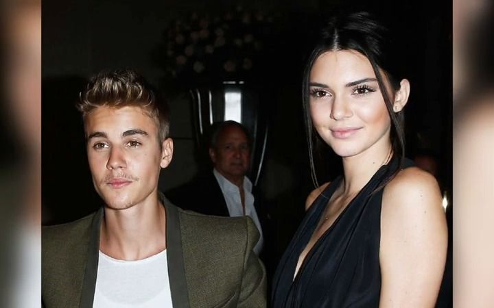 爆料!贾斯汀比伯和肯豆7单独被拍一起在夜店!