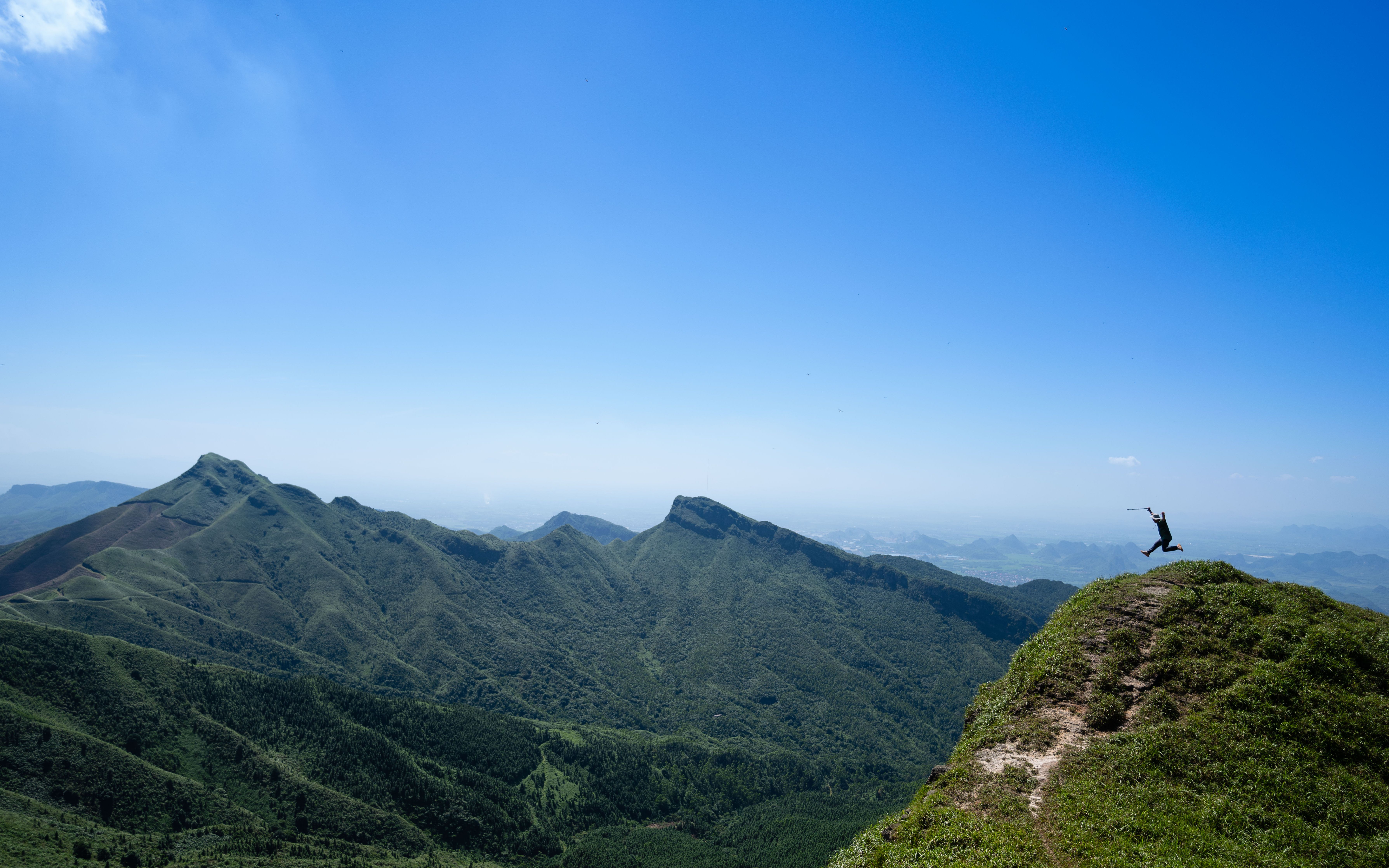 的小孩子,还选了个当天往返的路线——徒步大圣山_哔哩哔哩_bilibili