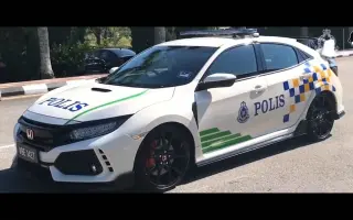 飞车党噩梦 马来西亚皇家警察的本田思域typer fk8警车