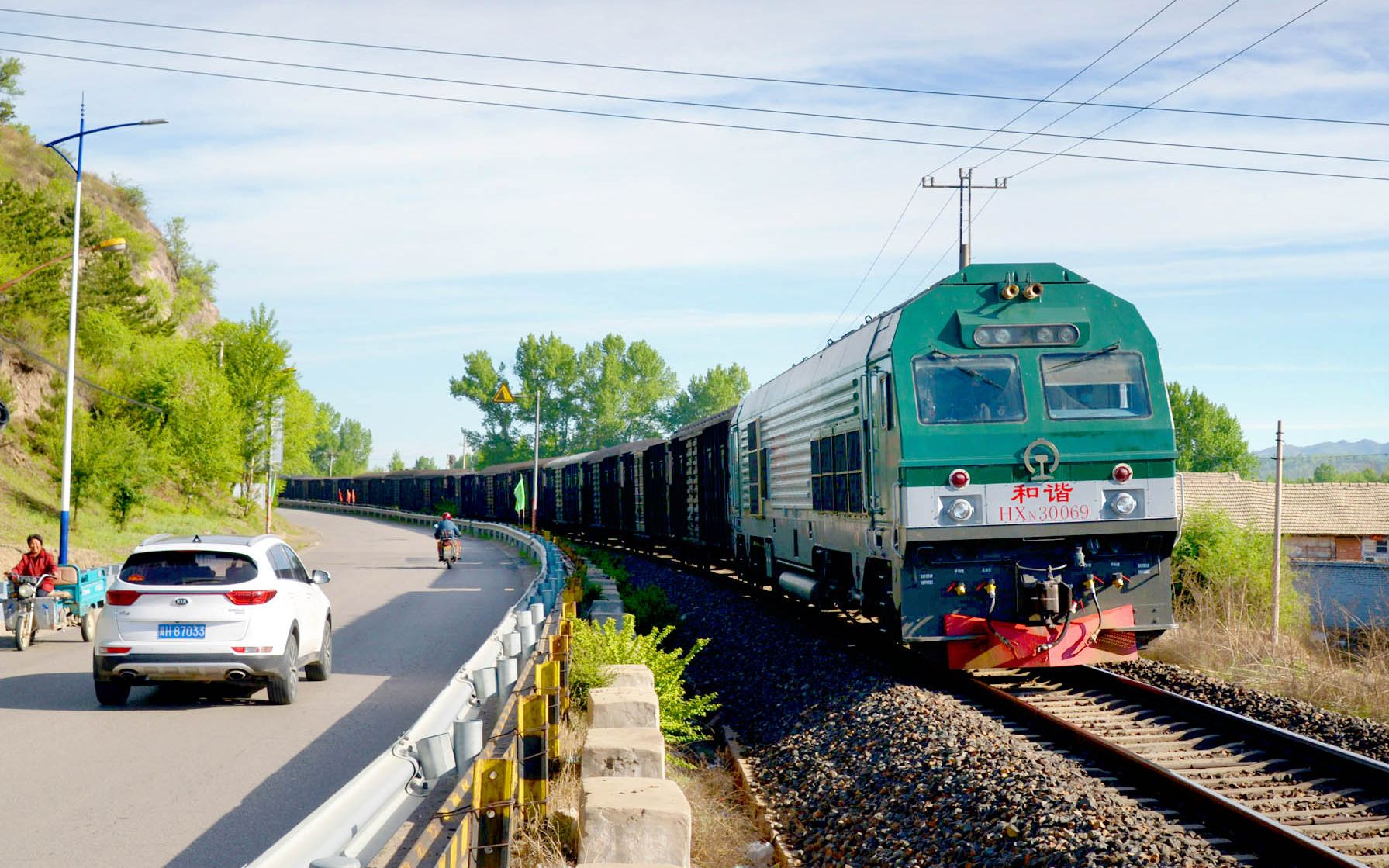 京通线 公铁并行 hxn3疾行